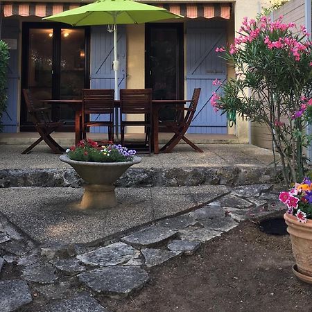 T2 Rez De Jardin 300M Plage De Beaucours Sanary Sur Mer Bagian luar foto